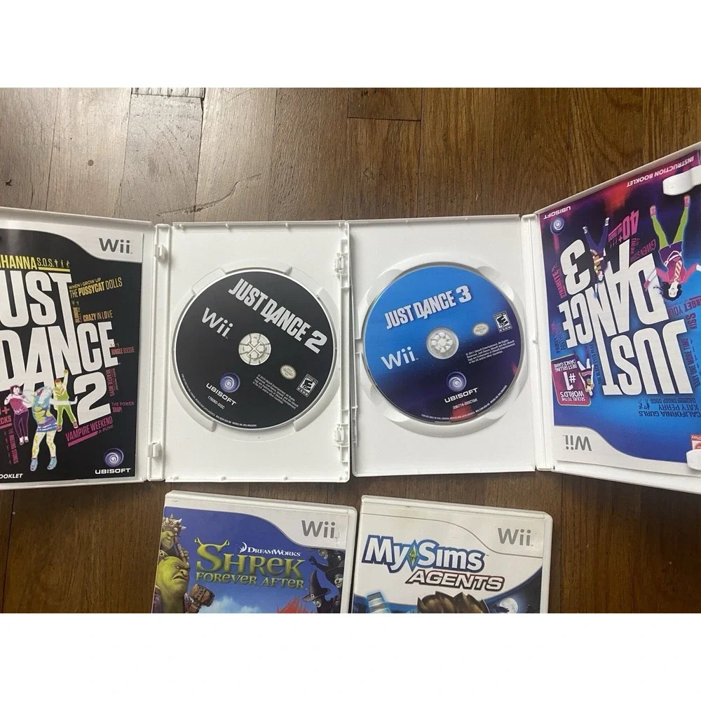 Nintendo Wii Games Bundle Shrek Forever After/Just Dance 2 & 3/My Sims Agents
